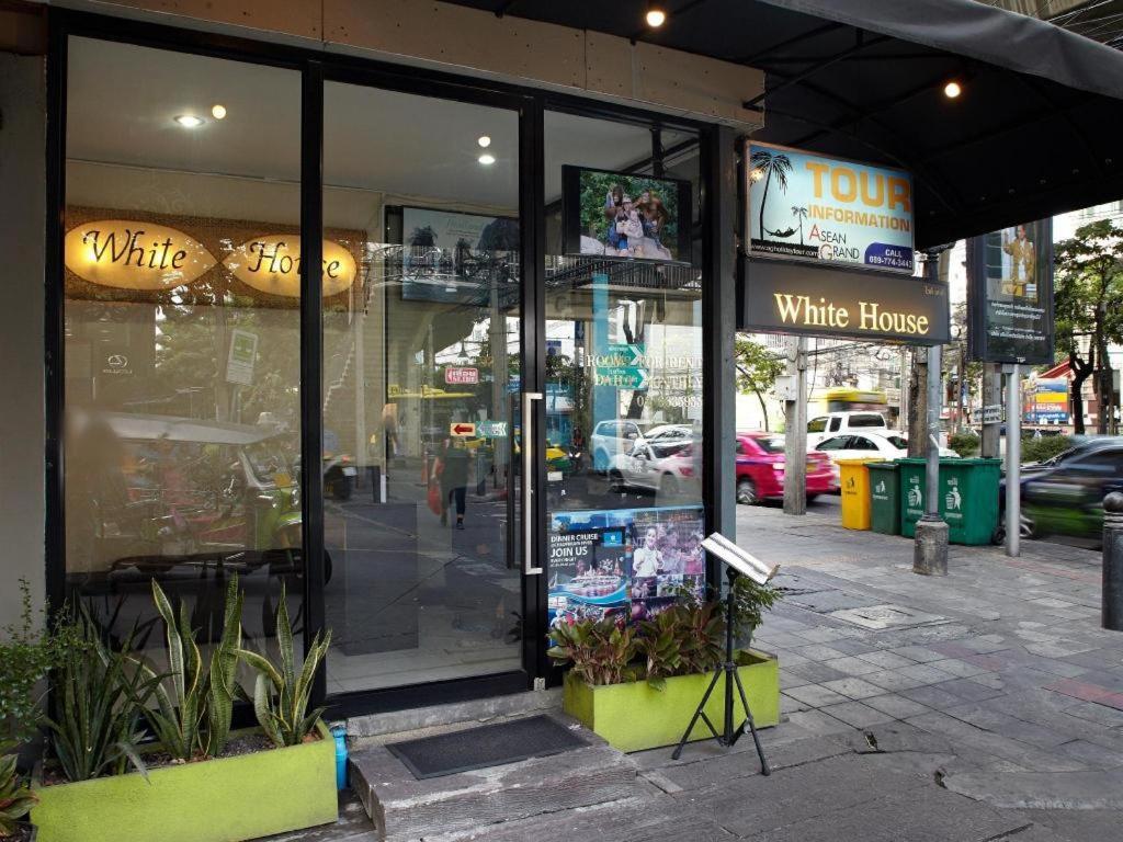 Hotel White House Asoke Sukhumvit 18 Bangkok Exterior foto